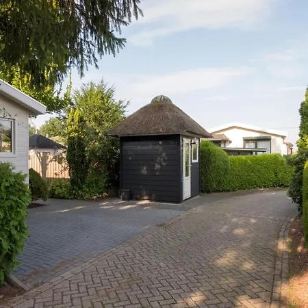 Holiday home In Veluwe Near Kootwijkerzand