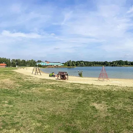 Semesterbostad Holiday Home Putten *